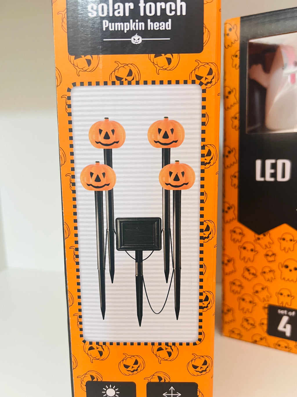 LAMPADE HALLOWEEN PER GIARDINO A LUCE SOLARE 4PCS